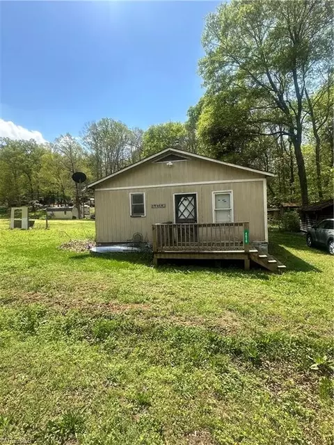 4016 Stokes Rd, Denton, NC 27239
