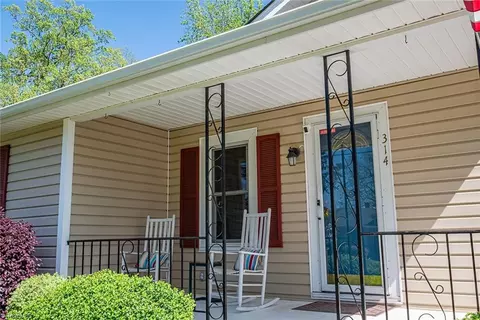 Exterior - 314 Monnell Dr, High Point, NC 27265 photo 2 of 6