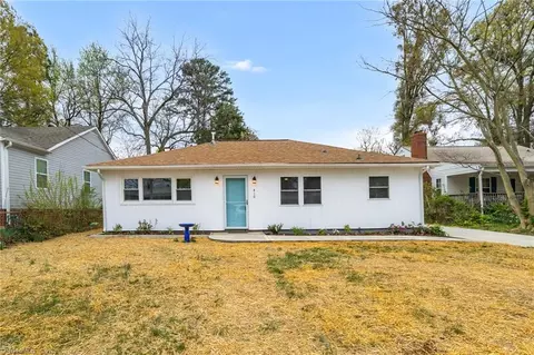 410 Clover Dr, High Point, NC 27262