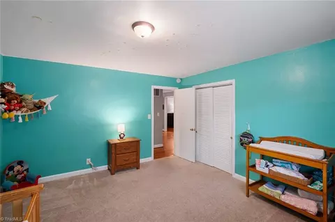 Bedroom - 511 Sherbrook Dr, High Point, NC 27262 photo 2 of 5