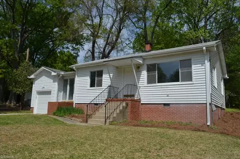 2202 Kery Dr, Greensboro, NC 27408