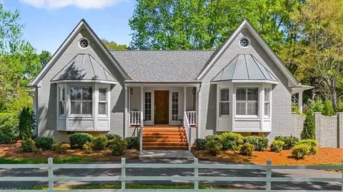 1009 Beecher Rd, Winston Salem, NC 27104