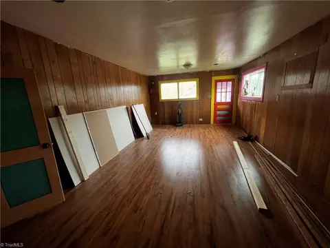 1164 Memorial Hwy E, Harmony, NC 28634 photo 10