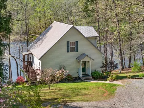 285 Buddle Dr, Lexington, NC 27292