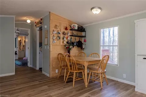 220 Dowell Dr, Roaring River, NC 28669 photo 14