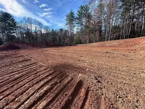 220 Dowell Dr, Roaring River, NC 28669 photo 33