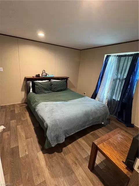 310 Springfield Rd, Pilot Mountain, NC 27041 photo 8