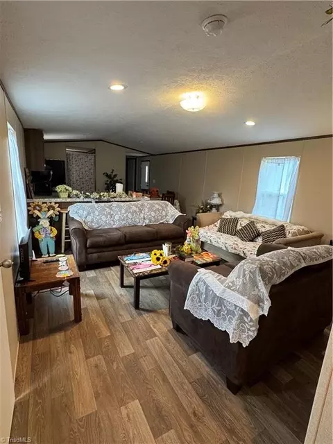 310 Springfield Rd, Pilot Mountain, NC 27041 photo 7