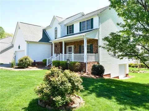 104 Prestwick Ct, King, NC 27021 photo 2
