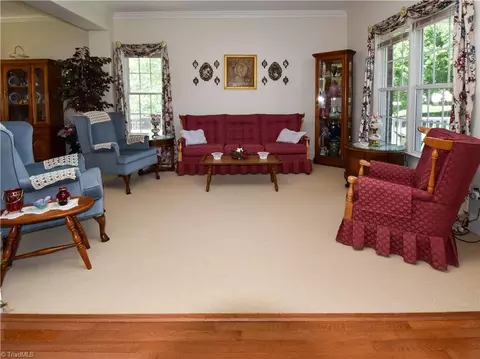 104 Prestwick Ct, King, NC 27021 photo 5