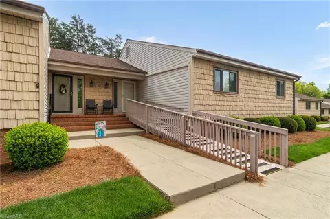 146 Old Mill Rd #B, High Point, NC 27265