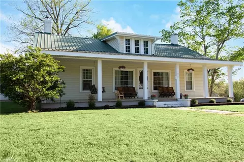 277 Spring St, Mocksville, NC 27028