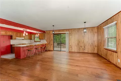 Living - 3795 Red Fox Rd, Trinity, NC 27370 photo 4 of 4