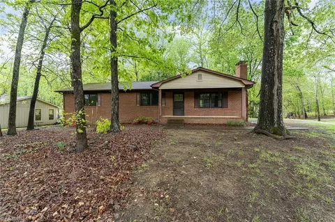3795 Red Fox Rd, Trinity, NC 27370