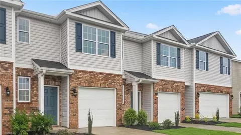 1414 Maltese Ln, Greensboro, NC 27405