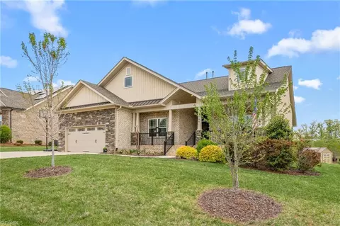 8104 NW Meadows Dr, Stokesdale, NC 27357