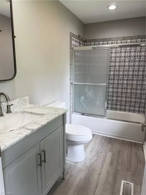 Bath - 169 Pine View Rd, Eden, NC 27288 photo 3 of 3