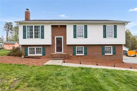 741 Sagebrush Trl, Winston Salem, NC 27101