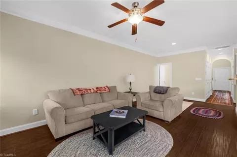 Living - 667 Stags Leap Ct, High Point, NC 27265 photo 2 of 2