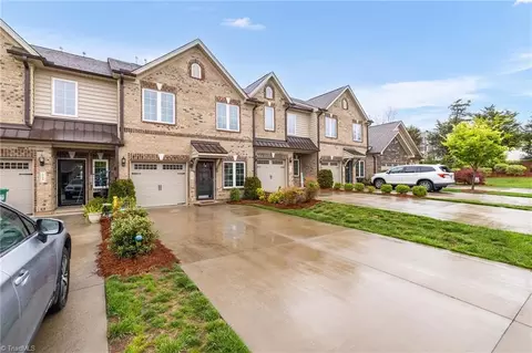 Exterior - 667 Stags Leap Ct, High Point, NC 27265 photo 3 of 9