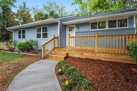 2867 Hermitage Dr, Winston Salem, NC 27103