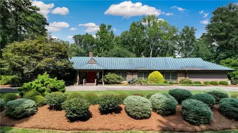 210 E Kemp Rd, Greensboro, NC 27410