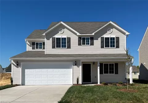 738 Torbay Dr, Mcleansville, NC 27301