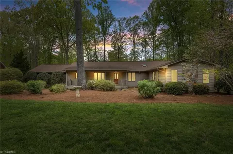 515 Dogwood Dr, Liberty, NC 27298
