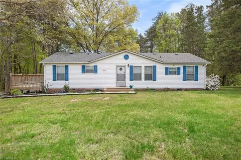 1050 Tyler Rd, Walnut Cove, NC 27052