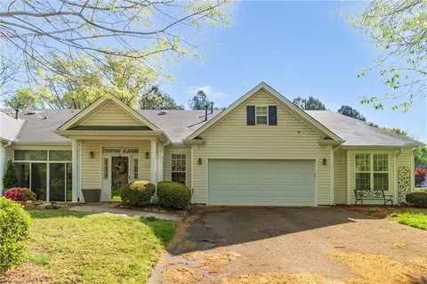 1018 Gretchen Ln #A, Greensboro, NC 27410