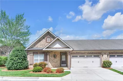 110 Liberty Square Dr, Greensboro, NC 27455