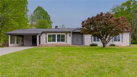 5940 Cottonwood Ln, Winston Salem, NC 27103
