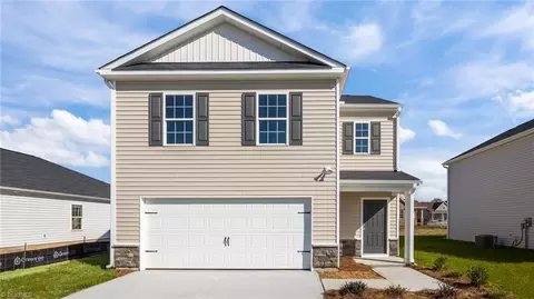 190 E Farm Loop, Stokesdale, NC 27537