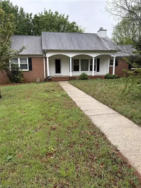 102 Butler Ave, Liberty, NC 27298