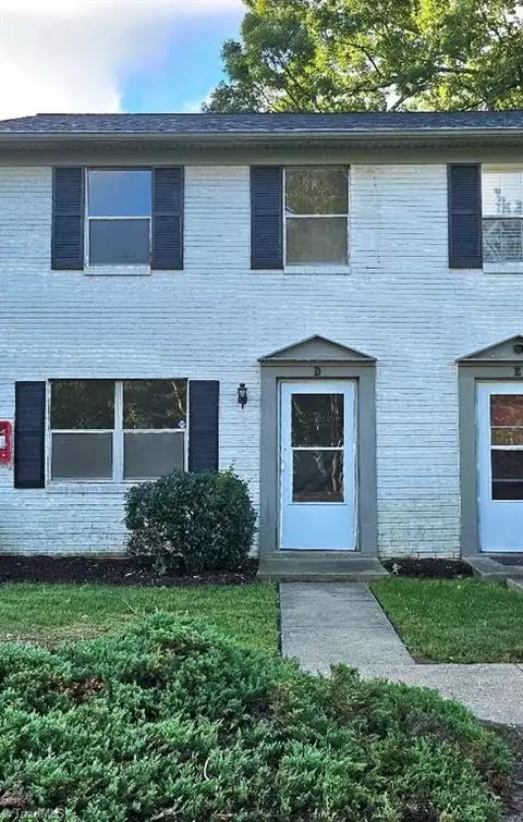1931 Vantage Point Pl #D, Greensboro, NC 27407