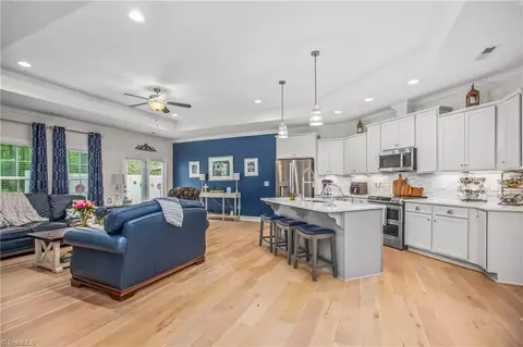 3725 Copper Ct, High Point, NC 27265 photo 18