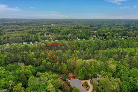 8397 Tuscany Dr, Lewisville, NC 27023