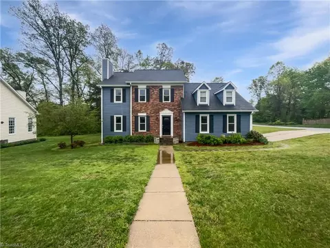 3319 Timberwolf Ave, High Point, NC 27265