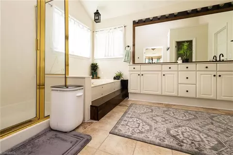 Bath - 1403 Spring Tree Ct, High Point, NC 27265 photo 2 of 4
