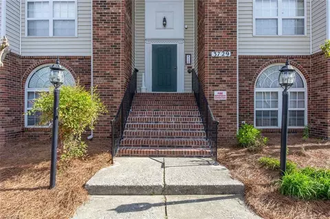 3729 Morris Farm Dr, Greensboro, NC 27409
