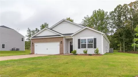 701 Starfall Rd, Graham, NC 27253 photo 3