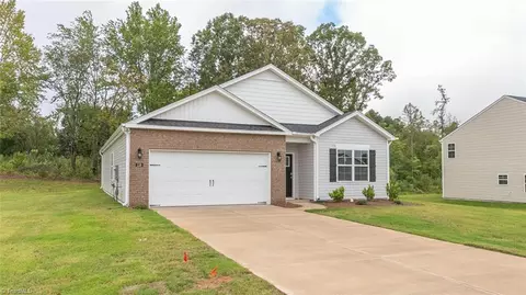 701 Starfall Rd, Graham, NC 27253 photo 2