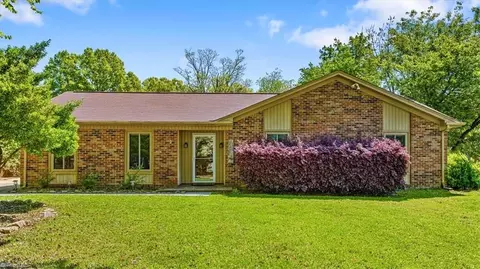 5404 Bayberry Ln, Greensboro, NC 27455