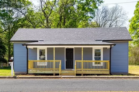 311 Fieldcrest Rd S, Eden, NC 27288