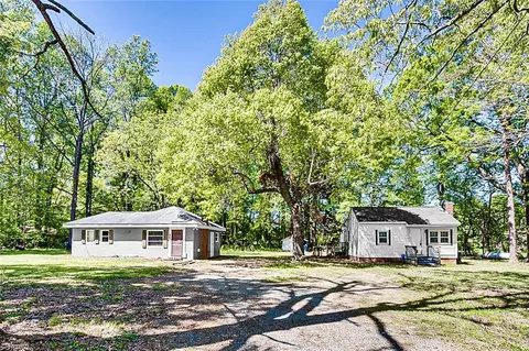 5416 5420 Ferguson Rd, Liberty, NC 27298
