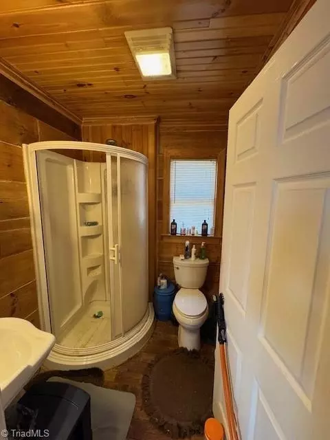 197 Mahogany Ct, Lansing, NC 28643 photo 19