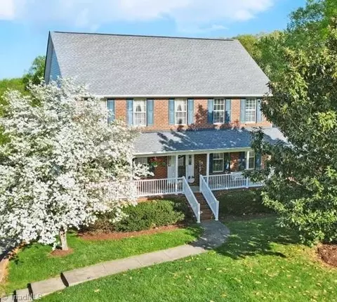 1020 William Brown Ln, Kernersville, NC 27284