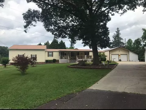468 Deer Trail Rd, East Bend, NC 27018