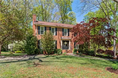 2425 Limner Ln, Winston Salem, NC 27106