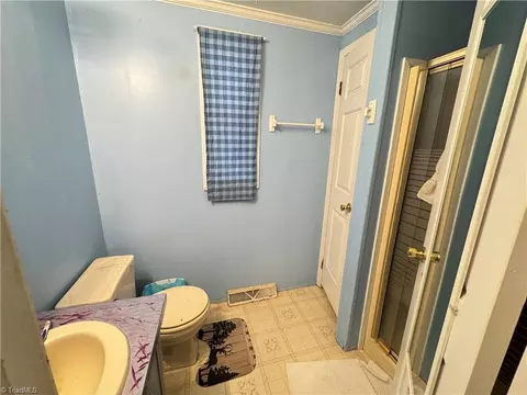 2354 Pleasant Ridge Rd, State Road, NC 28676 photo 9